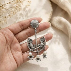 Lightweight Peacock Earring