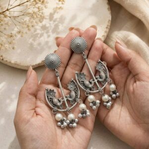 Lightweight Peacock Earring