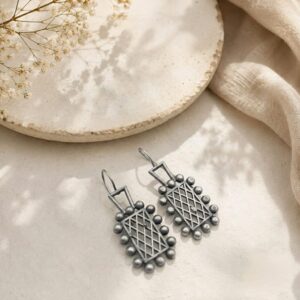 Grid Hook Studs