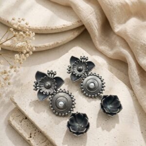 Floral bloom long earrings
