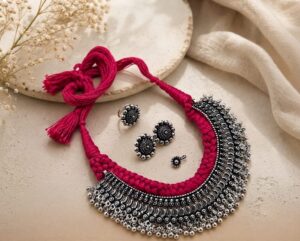 Thread ghughroo choker set